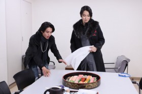 Gozyuger Episode 8 "Between Right and Wrong, the Ring Hunter" Story & Preview Released – Karuma Finally Appears, Carrying Sushi!